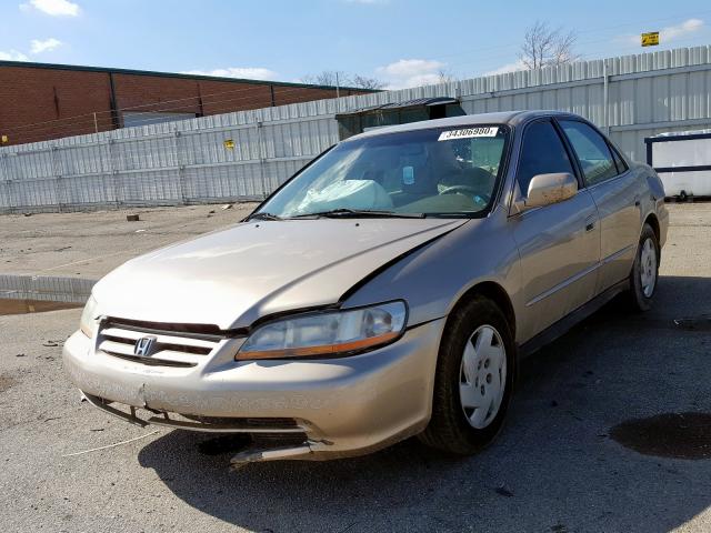 1HGCG164X1A042746 - 2001 HONDA ACCORD LX  photo 2