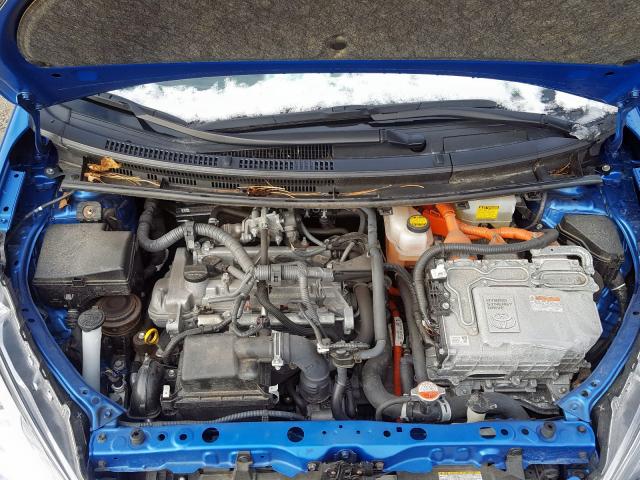 JTDKDTB32G1132123 - 2016 TOYOTA PRIUS C  photo 7