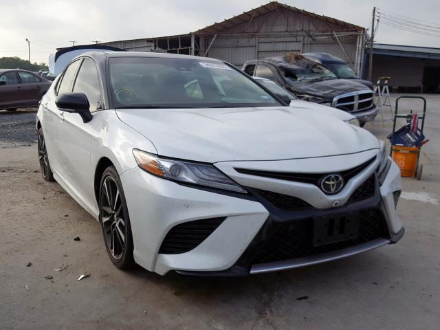 4T1B61HK0JU017339 - 2018 TOYOTA CAMRY XSE  photo 1