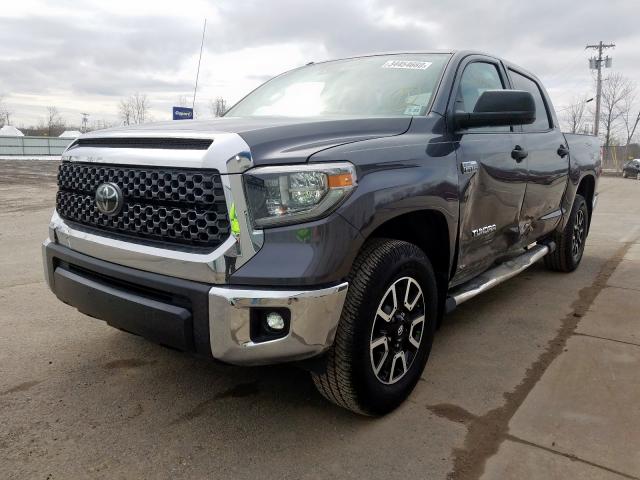 5TFDY5F15JX722709 - 2018 TOYOTA TUNDRA CREWMAX SR5  photo 2