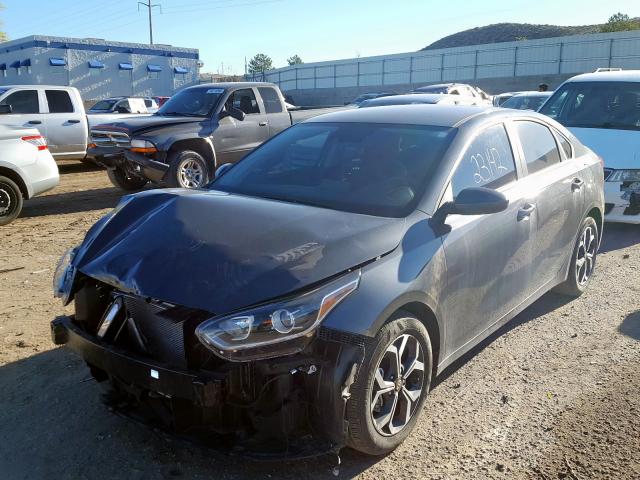 3KPF24AD0KE068113 - 2019 KIA FORTE FE  photo 2