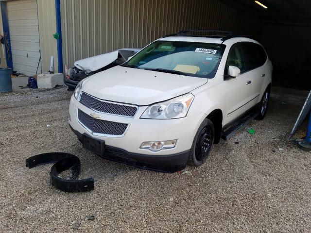 1GNKVLED8BJ130457 - 2011 CHEVROLET TRAVERSE LTZ  photo 2