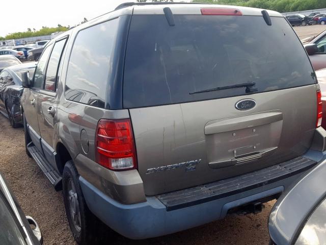 1FMRU15W43LB68530 - 2003 FORD EXPEDITION XLT  photo 3