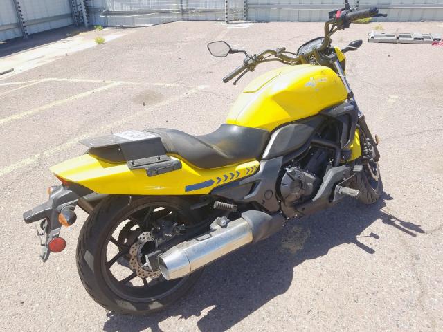 JH2RC6801GK200252 - 2016 HONDA CTX700 N  photo 4