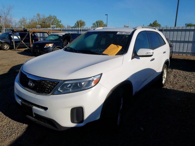 5XYKTDA78FG605714 - 2015 KIA SORENTO LX  photo 2