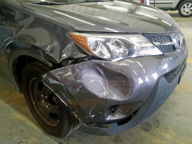 2T3BFREV1FW321646 - 2015 TOYOTA RAV4 LE  photo 9