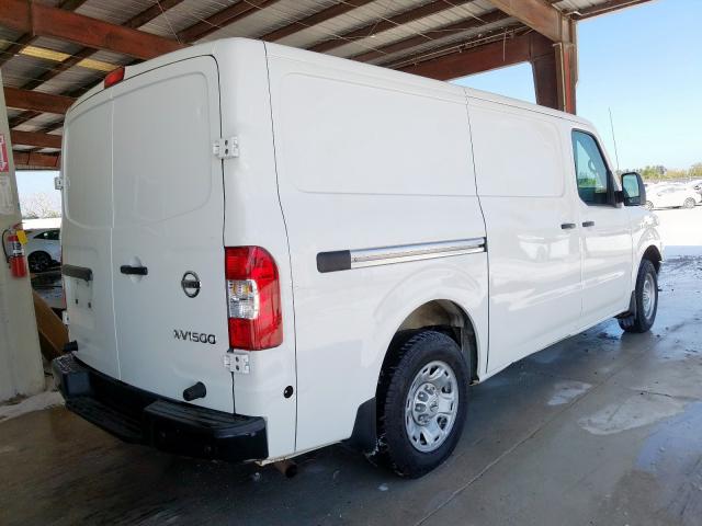 1N6BF0KMXJN817887 - 2018 NISSAN NV 1500 S  photo 4