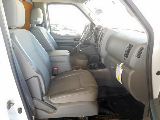 1N6BF0LY5JN808807 - 2018 NISSAN NV 2500 S  photo 5