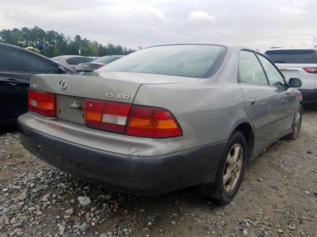 JT8BF22G9V0049992 - 1997 LEXUS ES 300  photo 4