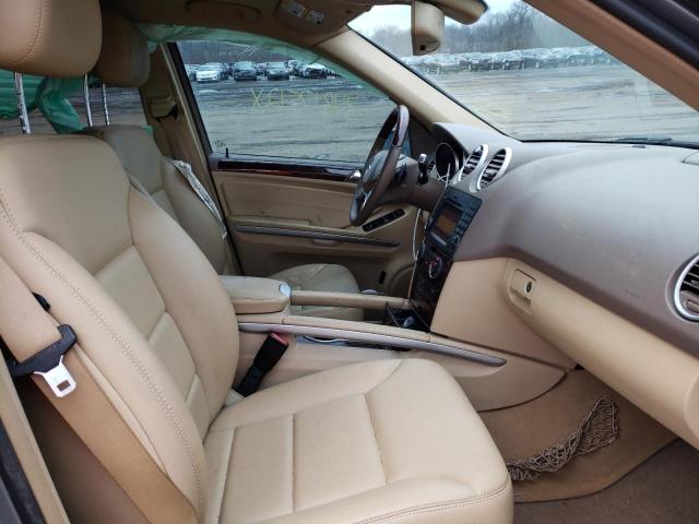 4JGBB8GB2BA687046 - 2011 MERCEDES-BENZ ML 350 4MATIC GRAY photo 5