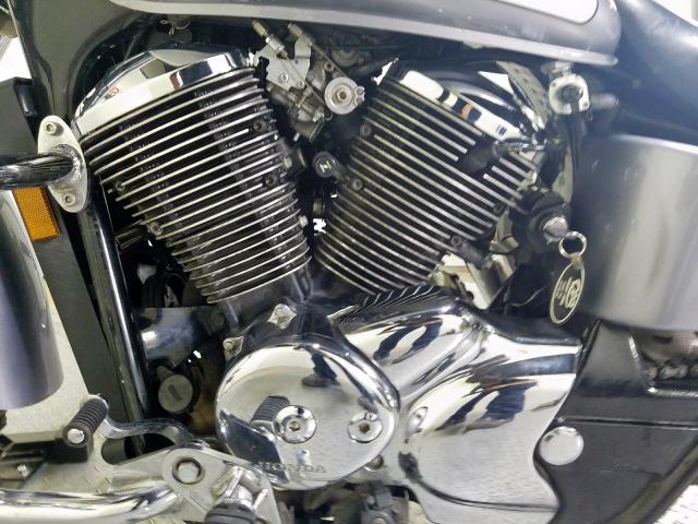 JH2RC44611M452531 - 2001 HONDA VT750 CD2  photo 10