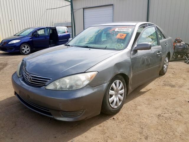 4T1BE32K15U631569 - 2005 TOYOTA CAMRY LE  photo 2