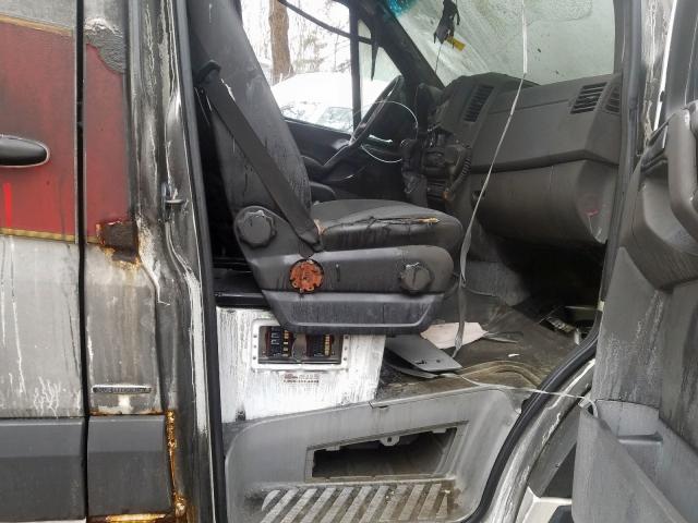 WD3PE7CC9C5704486 - 2012 MERCEDES-BENZ SPRINTER 2500  photo 5