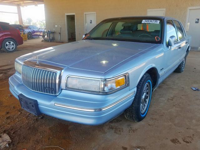 1LNLM81W7VY688375 - 1997 LINCOLN TOWN CAR EXECUTIVE  photo 2