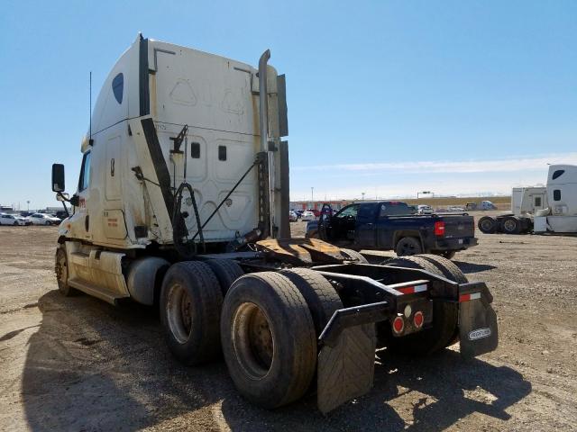 1FUJGLDR7CLBN7582 - 2012 FREIGHTLINER CASCADIA 125  photo 3