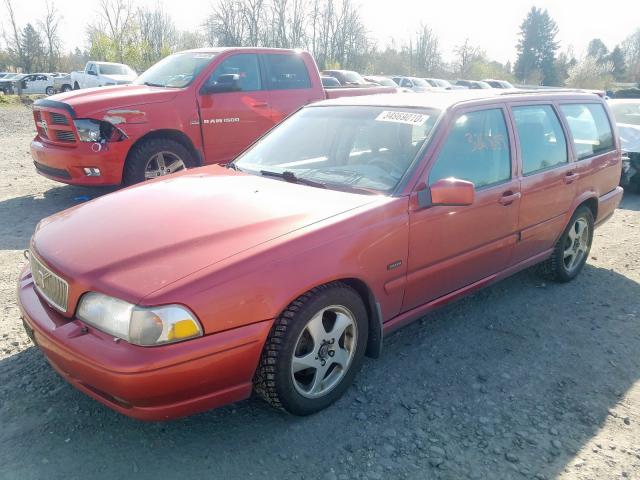 YV1LW5372W2397736 - 1998 VOLVO V70 T5 TURBO  photo 2