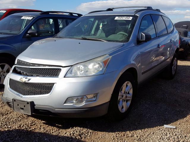 1GNKVEED4BJ250798 - 2011 CHEVROLET TRAVERSE LS  photo 2