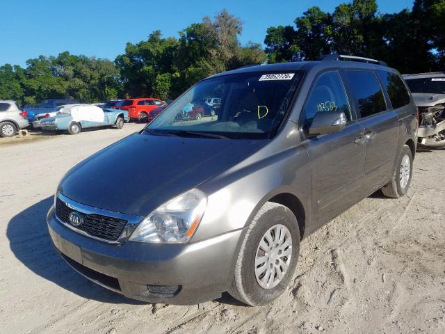 KNDMG4C75B6384872 - 2011 KIA SEDONA LX  photo 2