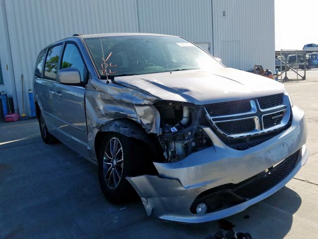 2C4RDGCG1HR818349 - 2017 DODGE GRAND CARAVAN SXT  photo 1