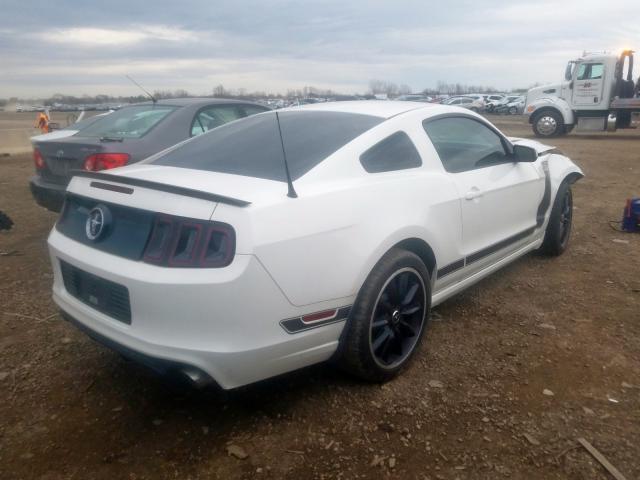 1ZVBP8CU7D5207749 - 2013 FORD MUSTANG BOSS 302  photo 4