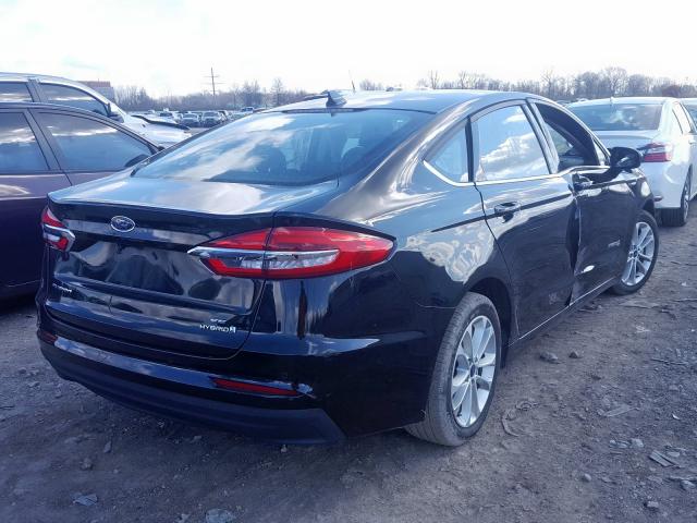 3FA6P0LU1KR242275 - 2019 FORD FUSION SE  photo 4