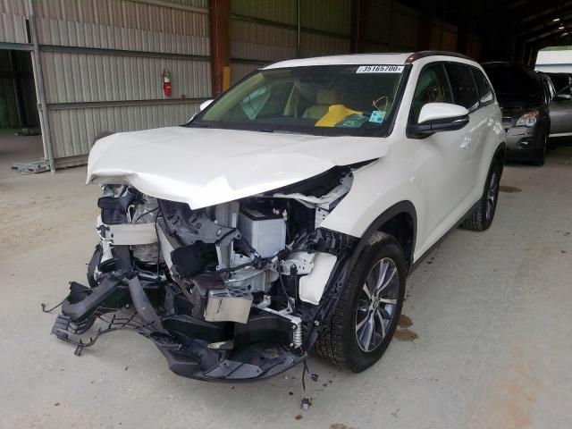 5TDKZRFH9KS368693 - 2019 TOYOTA HIGHLANDER SE  photo 2