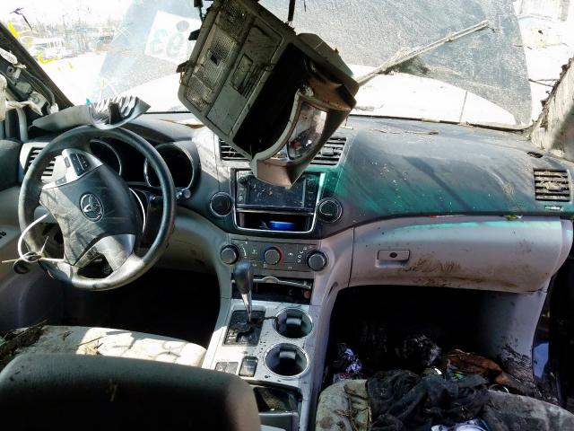 5TDBK3EH0DS245662 - 2013 TOYOTA HIGHLANDER BASE  صورة 9