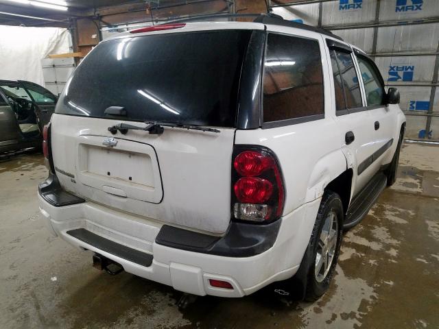 1GNDT13S752390514 - 2005 CHEVROLET TRAILBLAZER LS  photo 4