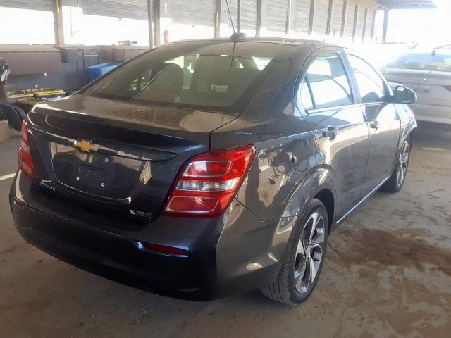 1G1JF5SB2K4123348 - 2019 CHEVROLET SONIC PREMIER  photo 4