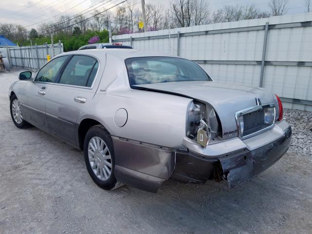 1LNHM81W94Y669363 - 2004 LINCOLN TOWN CAR EXECUTIVE  photo 3