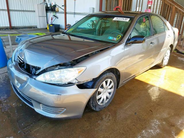 4T1BE32K45U636121 - 2005 TOYOTA CAMRY LE  photo 2