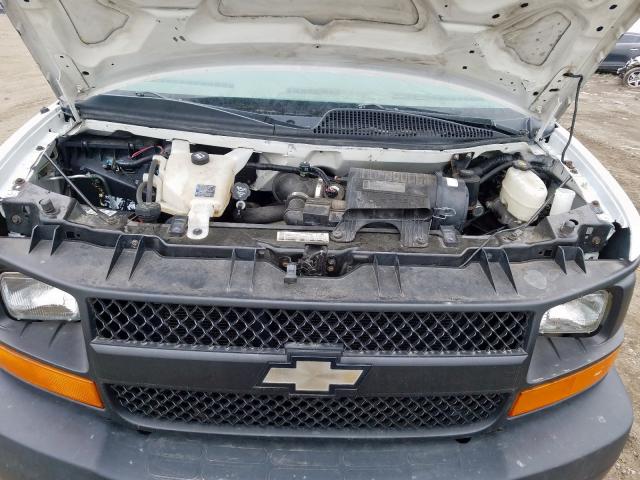 1GAWGEFF9H1330457 - 2017 CHEVROLET EXPRESS G2500 LS  photo 7