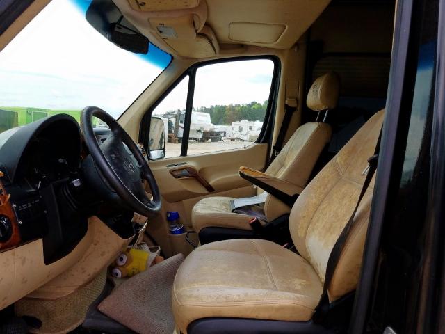 WD3PE8CC3B5577920 - 2011 MERCEDES-BENZ SPRINTER 2500  photo 5