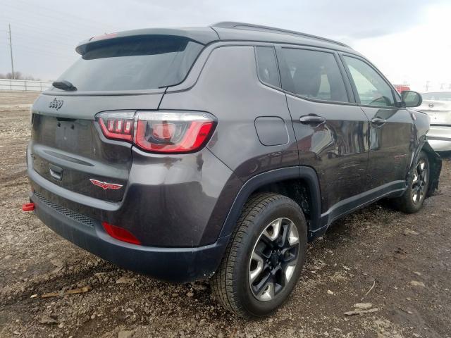 3C4NJDDBXJT465542 - 2018 JEEP COMPASS TRAILHAWK  photo 4