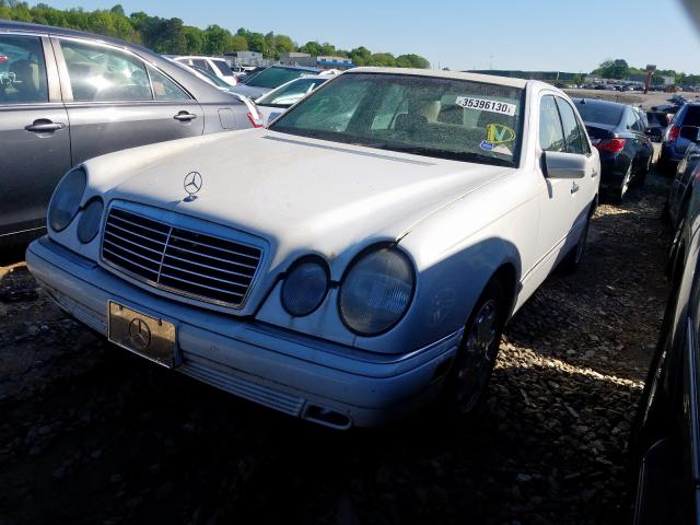 WDBJF65H5XA717792 - 1999 MERCEDES-BENZ E 320  photo 2