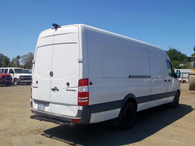 WD3PF4CC1D5788798 - 2013 MERCEDES-BENZ SPRINTER 3500  photo 4