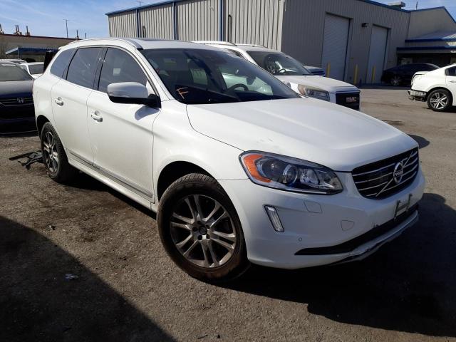 YV440MDM6G2809990 - 2016 VOLVO XC60 T5 PLATINUM WHITE photo 1