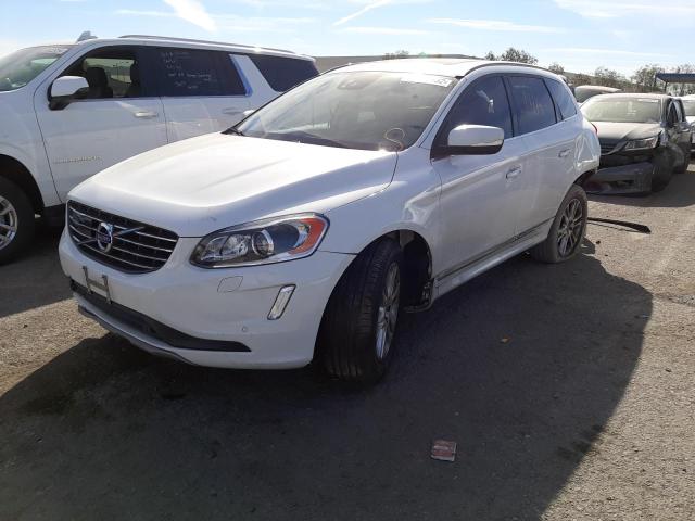 YV440MDM6G2809990 - 2016 VOLVO XC60 T5 PLATINUM WHITE photo 2