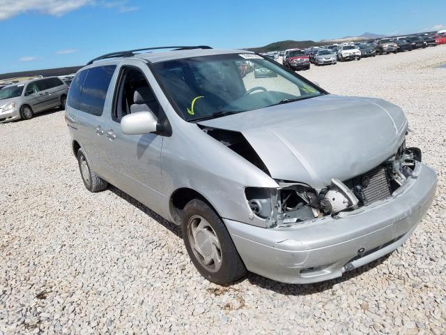 4T3ZF13C02U452353 - 2002 TOYOTA SIENNA LE  photo 1