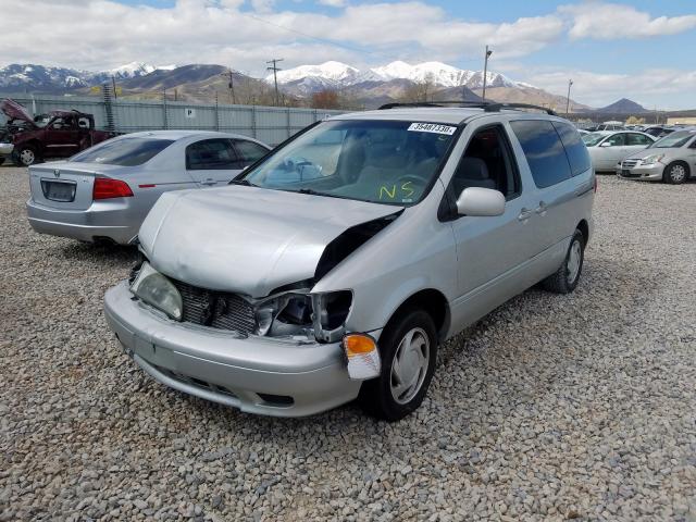 4T3ZF13C02U452353 - 2002 TOYOTA SIENNA LE  photo 2