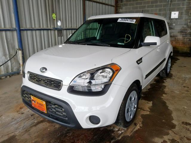 KNDJT2A57D7761218 - 2013 KIA SOUL  photo 2