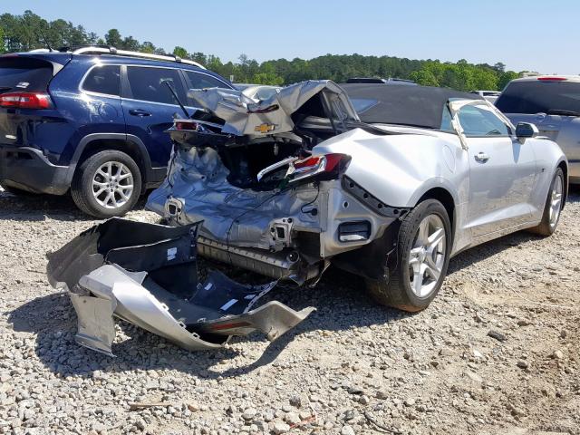 1G1FB3DX6J0127990 - 2018 CHEVROLET CAMARO LT  photo 4