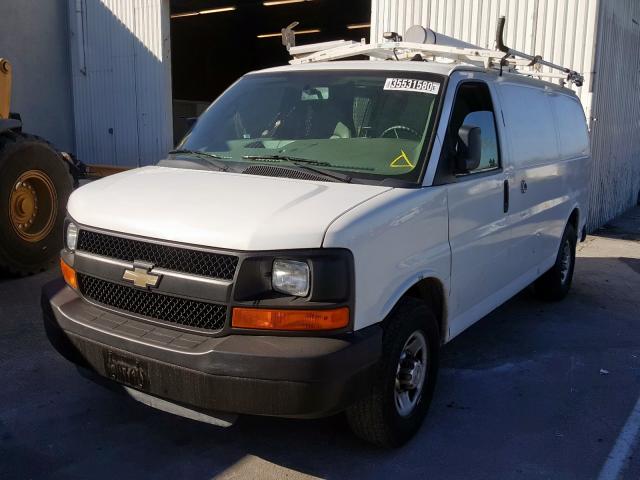 1GCWGFCBXD1902239 - 2013 CHEVROLET EXPRESS G2500  photo 2