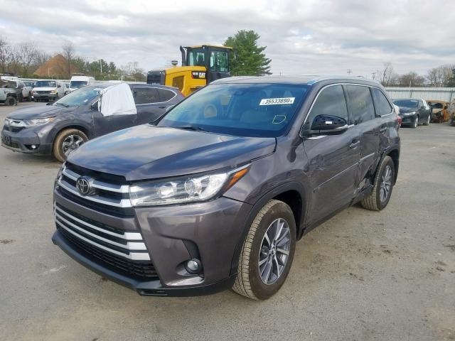 5TDJZRFH4KS578937 - 2019 TOYOTA HIGHLANDER SE  photo 2