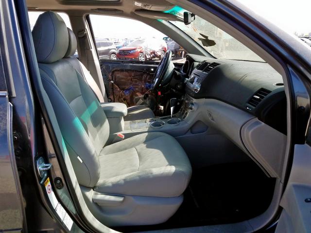 5TDBK3EH4BS079515 - 2011 TOYOTA HIGHLANDER BASE  фото 5