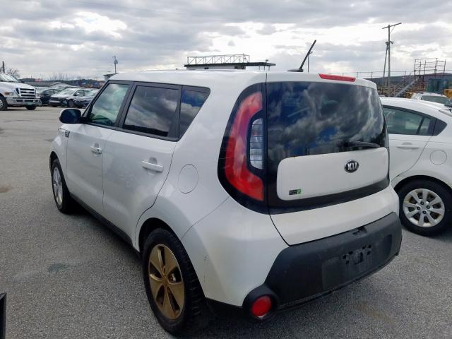 KNDJN2A21G7246882 - 2016 KIA SOUL  photo 3