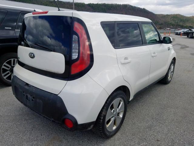 KNDJN2A21G7246882 - 2016 KIA SOUL  photo 4