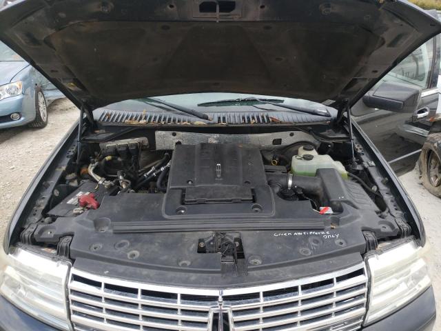 5LMJJ2H58BEJ05929 - 2011 LINCOLN NAVIGATOR შავი ფოტო 7