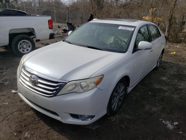 4T1BK3DB5BU422109 - 2011 TOYOTA AVALON BASE WHITE photo 2