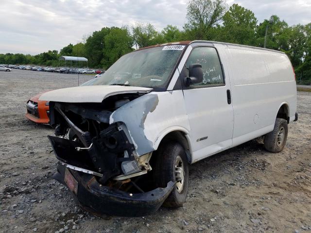 1GCGG25V261105832 - 2006 CHEVROLET EXPRESS G2500  photo 2